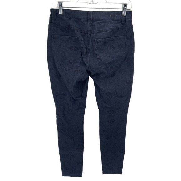 Cabi Womens Curvy Skinny Jeans Stretch Floral Flower pattern Pocket Navy Blue bl - Picture 2 of 9